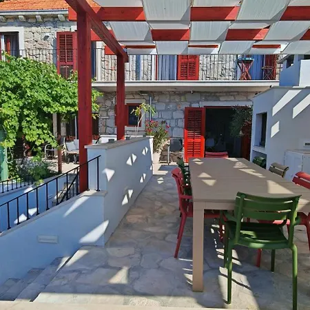 Smoquizza Vila Smokvica (Korcula)