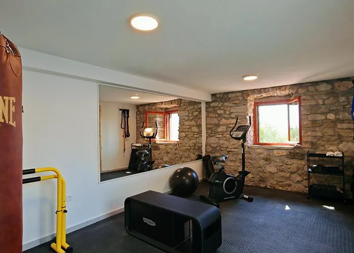 Smoquizza * Smokvica (Korcula)